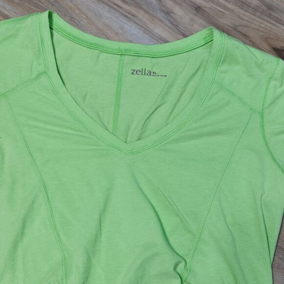 🔹️Zella Green Vneck Short Sleeve Ruched Athletic Top XLarge - Picture 3 of 9